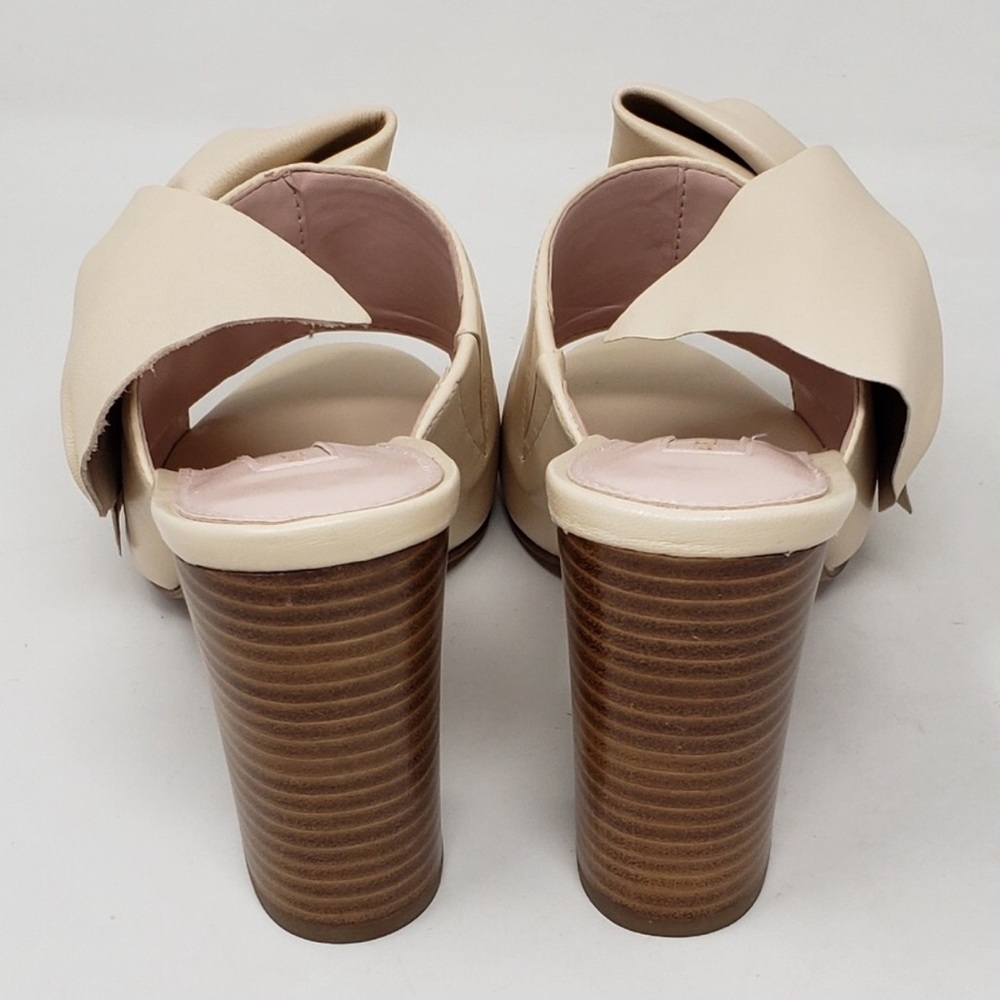 NIB Avec Les Filles ~ Marie Cream Leather Heels - Picture 3 of 7